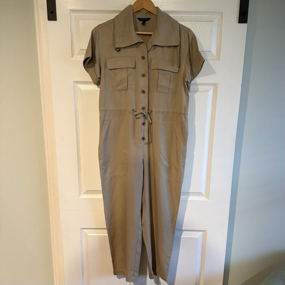 Banana Republic Petite S Utility Jumpsuit Safari Lyocell  Beige Button Front‎